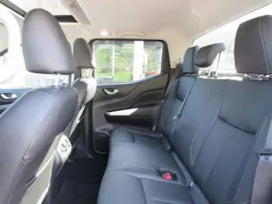 Nissan Navara 2.3 dCi Double Cab Tekna