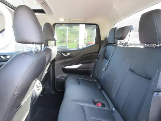Nissan Navara 2.3 dCi Double Cab Tekna