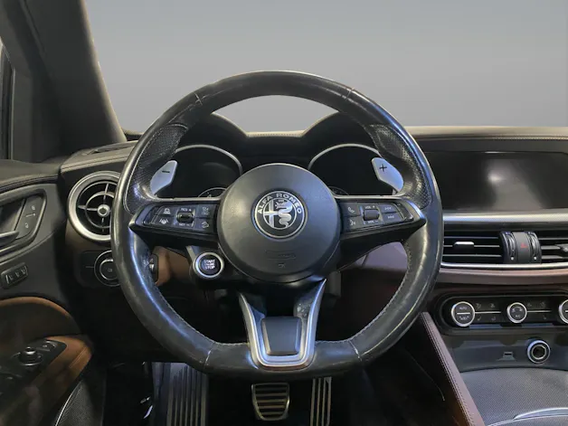 Alfa Romeo STELVIO 2.0 MA 280 AT Q4 Ve