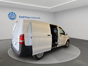 https://vehicle.imgix.net/4381808/88888d1c-4fdc-4285-b039-d09877b4b2c0.jpg
