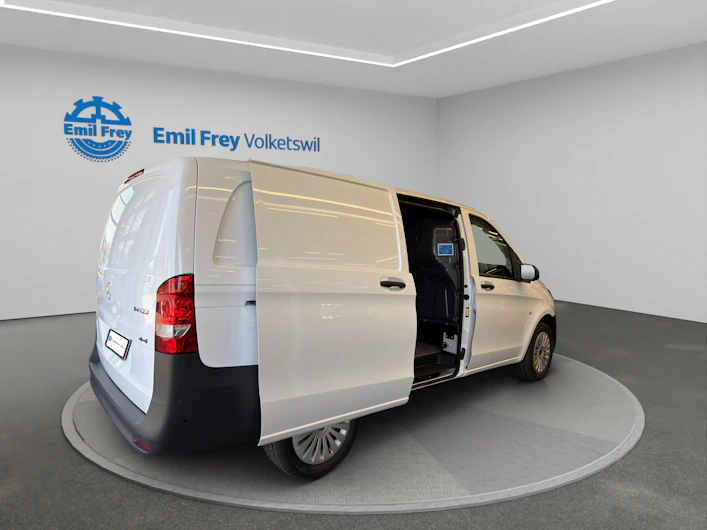 immagine del veicolo MERCEDES-BENZ VITO