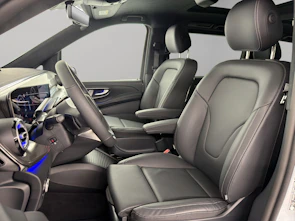 Fahrzeugbild MERCEDES-BENZ V 300 d Swiss Ed. lang 4matic Van