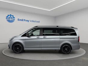 https://vehicle.imgix.net/4381823/3e978bbc-38e7-4471-ae11-0f3bb3f440db.jpg