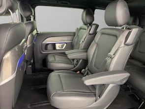 Fahrzeugbild MERCEDES-BENZ V 300 d Swiss Ed. lang 4matic Van