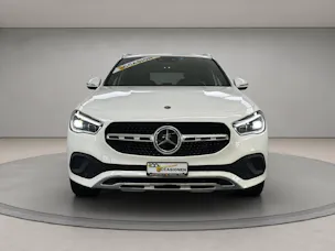 Mercedes-Benz GLA 220 d Progressive 4matic