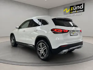 Mercedes-Benz GLA 220 d Progressive 4matic