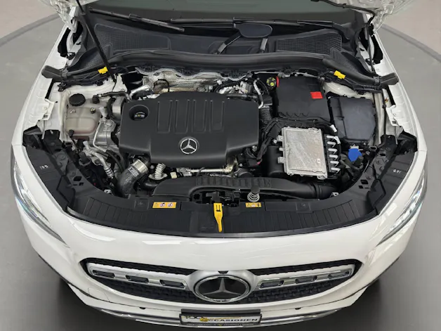 Mercedes-Benz GLA 220 d Progressive 4matic