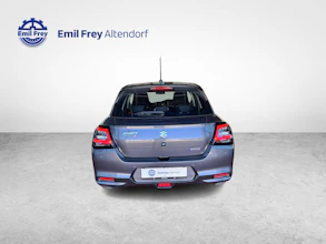 https://vehicle.imgix.net/4381841/34393621-c113-43ba-9277-4613bb6b5106.jpg