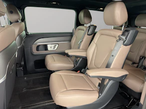 https://vehicle.imgix.net/4381848/e5c98f01-bcee-45bb-b2ab-12936497f717.jpg