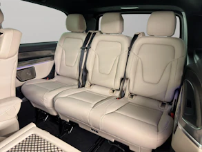 https://vehicle.imgix.net/4381859/01850562-fef0-4c8a-816a-e3a1d8868136.jpg