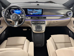 https://vehicle.imgix.net/4381859/1b07dace-237c-4345-982e-b4350b299bc8.jpg