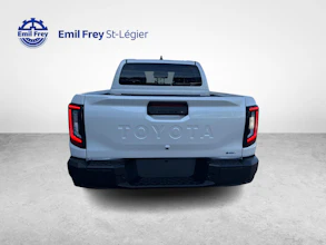 https://vehicle.imgix.net/4381862/4f0bda33-332b-403f-9eee-a4130263fe0c.jpg