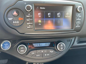 https://vehicle.imgix.net/4381865/2af9d75b-6a49-4699-98e8-d000774d4e93.jpg