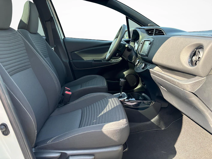 Fahrzeugbild TOYOTA YARIS