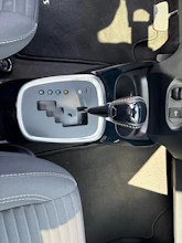 https://vehicle.imgix.net/4381865/b203bda3-07a8-4f94-a937-072b8ac96b5b.jpg