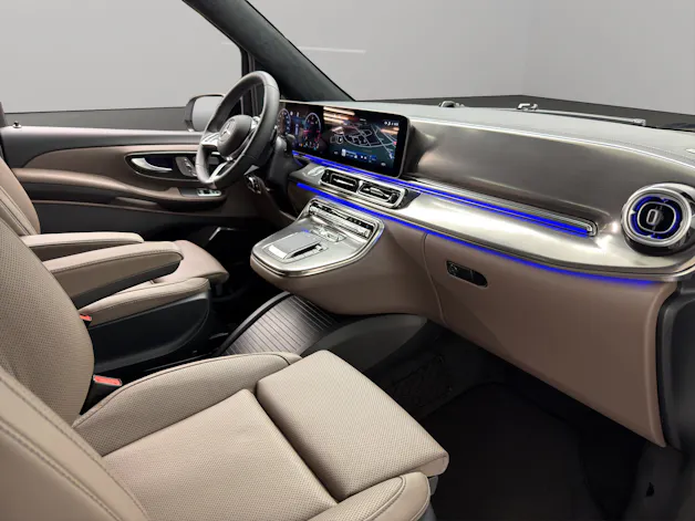 MERCEDES-BENZ V 300 d Swiss Ed. lang 4matic Van