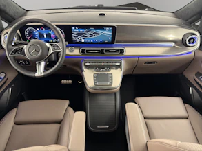 https://vehicle.imgix.net/4381867/cd6ab736-6cd8-4262-b2d1-41fc4294458c.jpg