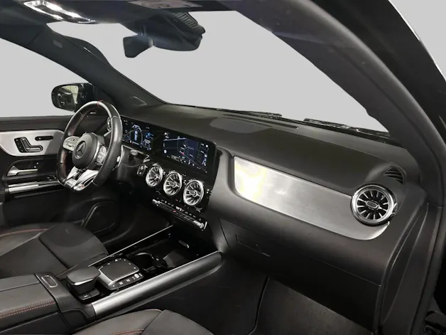MERCEDES-BENZ GLA 35 AMG 4matic