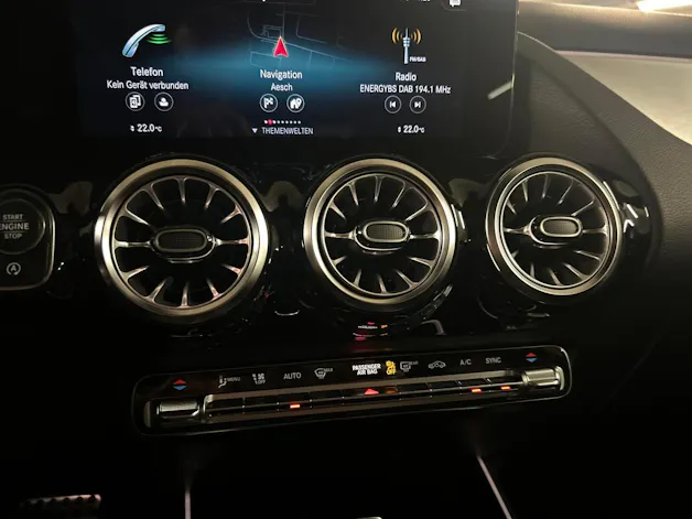 MERCEDES-BENZ GLA 35 AMG 4matic
