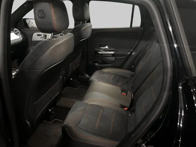 MERCEDES-BENZ GLA 35 AMG 4matic