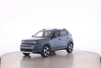 https://vehicle.imgix.net/4381891/cd65fb5b-08a6-440e-8ac4-c7ab22da5b55.jpg