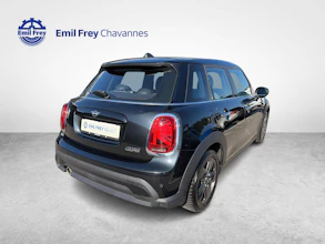 https://vehicle.imgix.net/4381912/25d22aa9-8fda-46f0-82a2-e1c4b9759c95.jpg