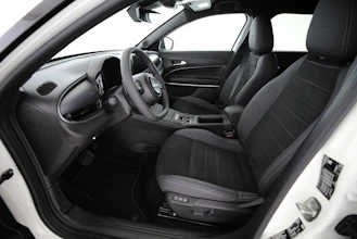 https://vehicle.imgix.net/4381916/045d7955-b9cc-4824-aabb-3ec484ec63ed.jpg