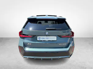 BMW X1 30e xDrive paddles M Sport