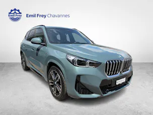 BMW X1 30e xDrive paddles M Sport