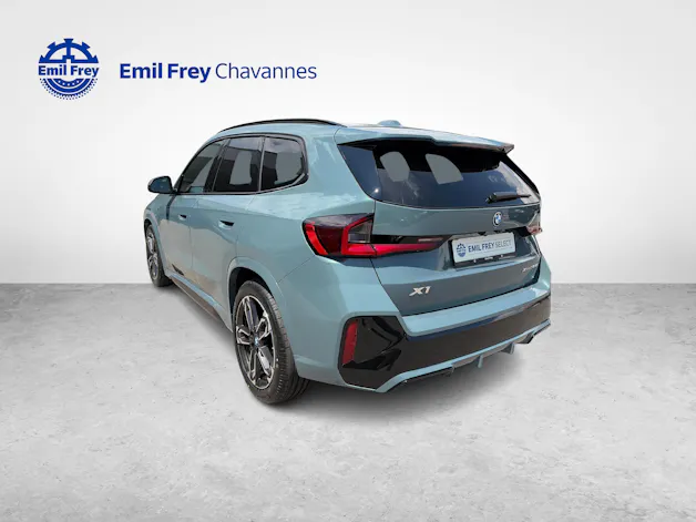 BMW X1 30e xDrive paddles M Sport