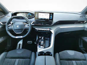 https://vehicle.imgix.net/4382039/8f112e36-dd02-4be5-b0b8-5bf2c6113fb0.jpg