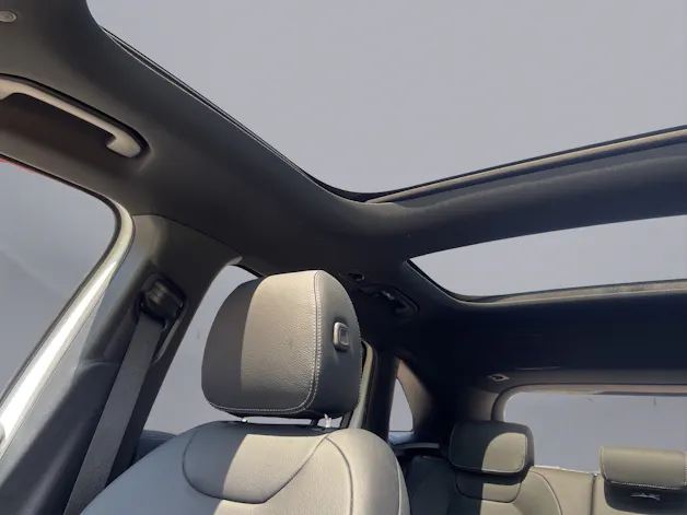 MERCEDES-BENZ GLA 250 AMG Line 4matic