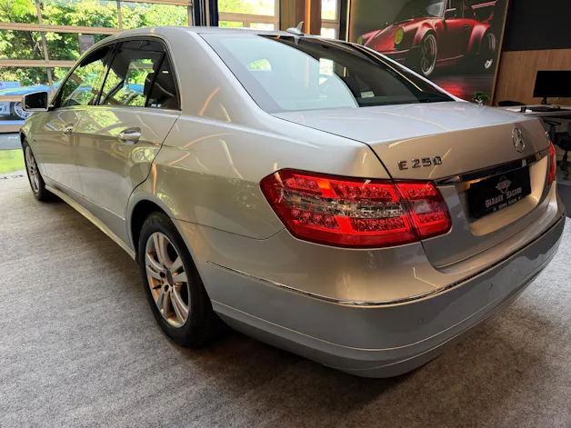 Mercedes-Benz E 250 CDI BlueEF