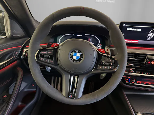 BMW M5 CS xDrive