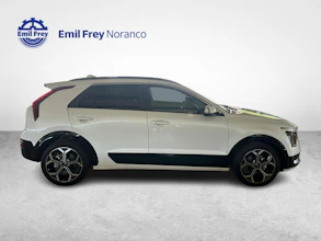 https://vehicle.imgix.net/4382138/750d2c36-10c7-4d46-b5f1-70d4c573f820.jpg