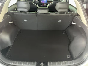https://vehicle.imgix.net/4382138/fc3a7b01-0c18-4264-a14f-e417cb10f821.jpg