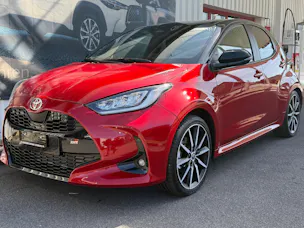 Toyota Yaris 1.5 VVT-i HSD GR Sport