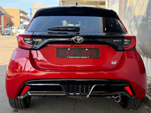 Toyota Yaris 1.5 VVT-i HSD GR Sport