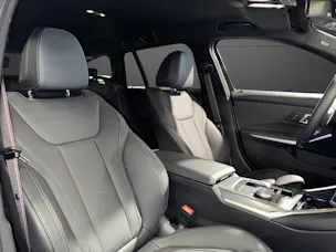 BMW 330e xDrive Touring M Sport