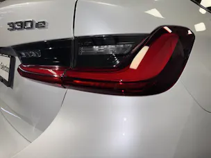 BMW 330e xDrive Touring M Sport