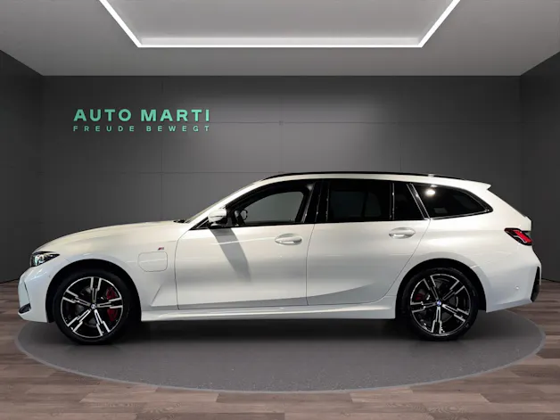 BMW 330e xDrive Touring M Sport