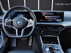 BMW 330e xDrive SAG Touring