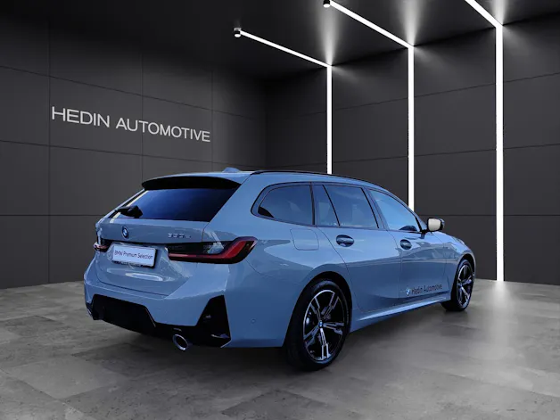 BMW 330e xDrive SAG Touring