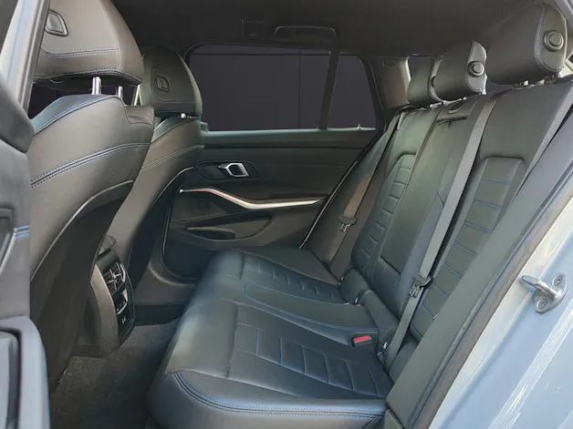 BMW 330e xDrive SAG Touring