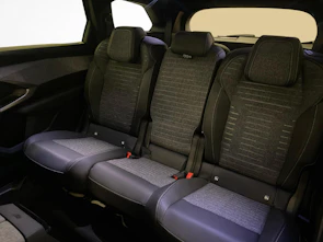 Fahrzeugbild PEUGEOT 5008 e-Allure Premium AWD
