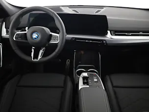 BMW X1 30e xDrive paddles