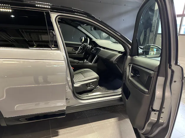 Land Rover Discovery Sport 1.5 T 270e Landmark