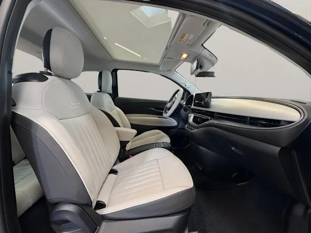 Fiat 500 La Prima