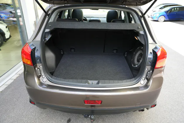 Mitsubishi ASX 2.2 DID Navigator 4x4