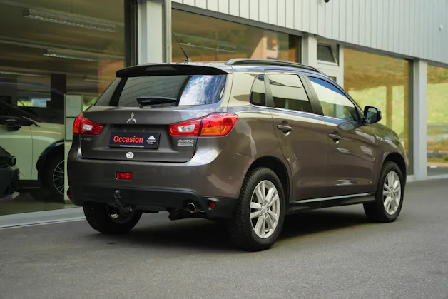 Mitsubishi ASX 2.2 DID Navigator 4x4